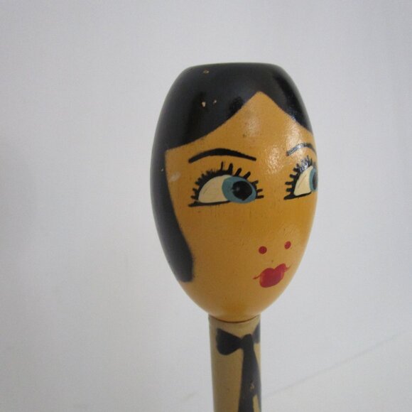 Egg Head Flapper Wooden Hat Stand Painted Blue Eyes Lathe Turned Millinery Decor main image 6